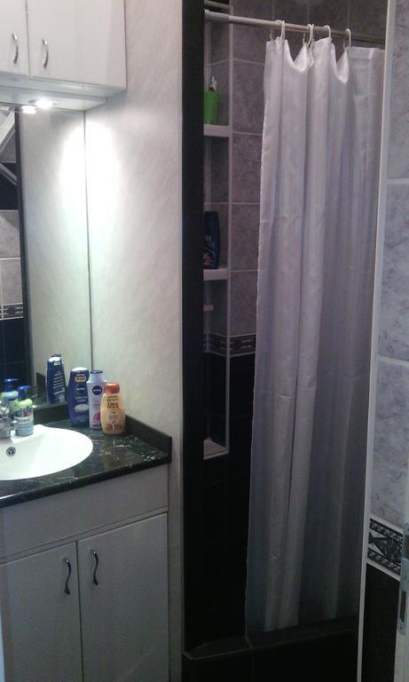 Slavija Square Apartment Cvetni Trg Belgrado Quarto foto