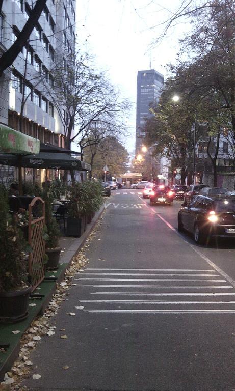 Slavija Square Apartment Cvetni Trg Belgrado Quarto foto